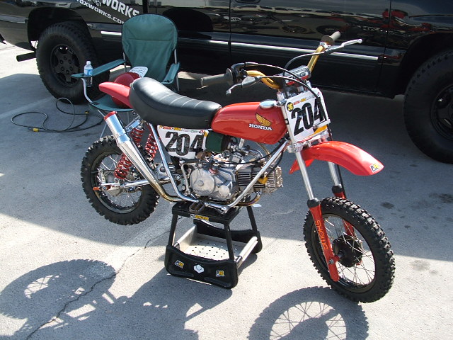 Old school Honda XR75
