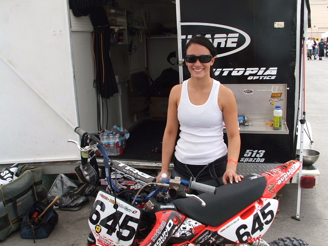 Alyssa of Team Billetware - Great rider & Great looking!  Killer combo!
