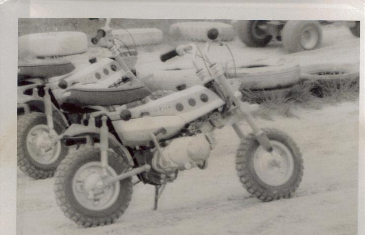 SUZUKI TRAIL HOPPERS!

