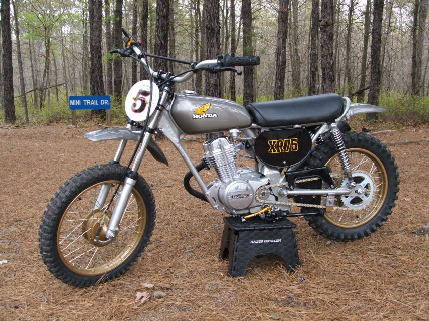 1976 Honda XR75 - vintage racer replica
1976 Honda XR75 - Resto-Mod.   Built to rep vintage racer of that period.    Many customs touches.  Motor has been rebuilt.    Powroll 80cc kit.   Barnett HD clutch pak.   DG exhaust.  Custom Sikkens Paint work.  Tank is near perfect.  Clean inside.  No sealer.  New fenders, cables, rubber parts, bars, spokes, shocks, etc.  Too much to list.

                                                                                                                                SOLD!!!


