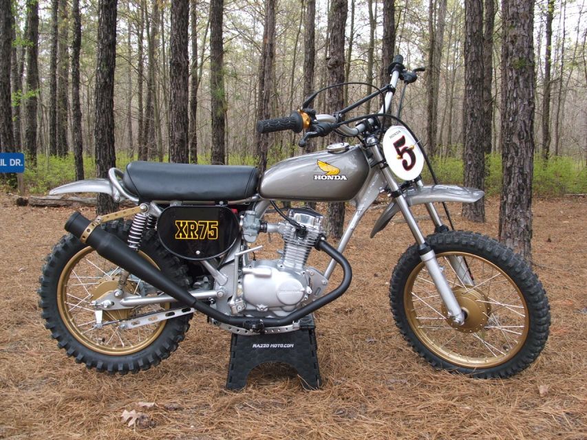 2004_0110XR750054.JPG