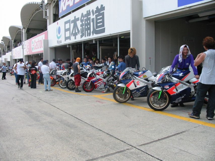 Just another morning at the Hondarosa test track.  Not really, just a day at  Suzuka in Japan.

