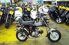Honda%20Dax%20ST70%20Japanese%20version%20(4%20speed)%201979.jpg